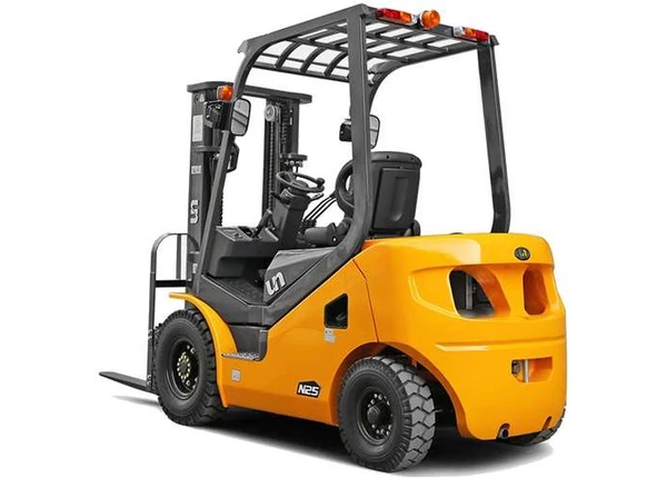 UN Forklift FD25T